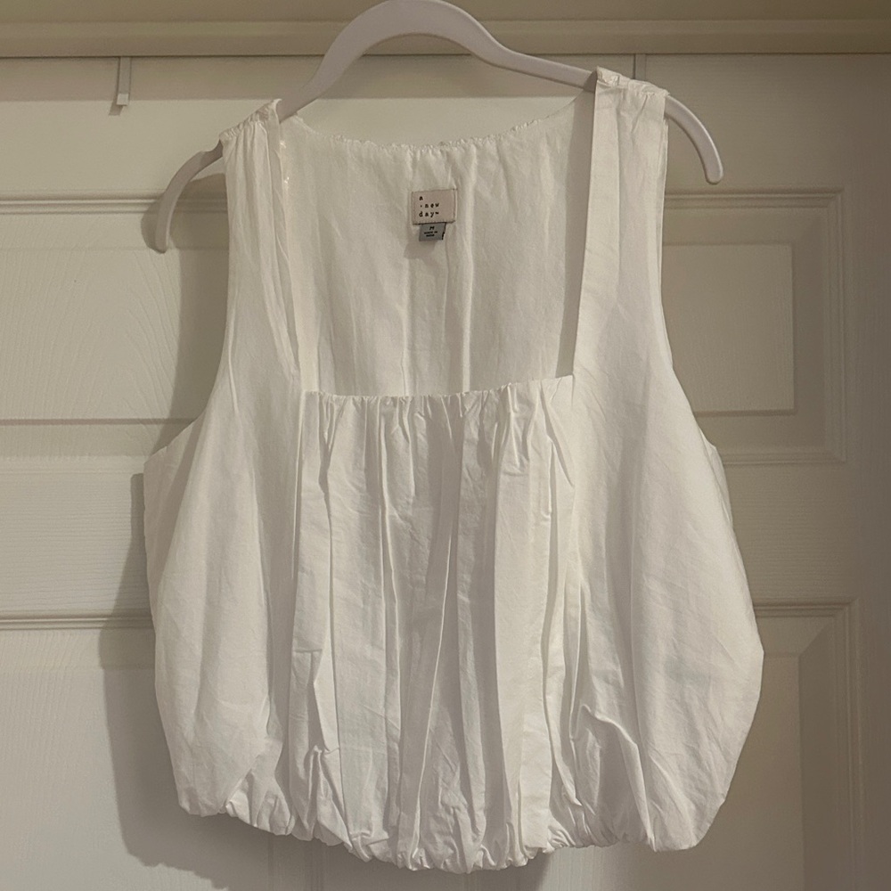 NWOT a new day White Pleated Tank Top